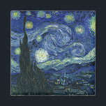 Íman Starry Night Vincent van Gogh Fine Art Painting<br><div class="desc">Vincent van Gogh (holandês, 1853 - 1890) Starry Night, 1889, Oil on canvas Unframed: 73 × 92 cm (28, 7 × 36, 2 pol) Esta pintura mostra a vista da janela virada para leste da sala de asilo de Van Gogh na Santo-Rémy-de-Provence Ele acrescentou uma vila idealizada. Está na coleção...</div>