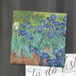 Íman Subidas | Vincent van Gogh<br><div class="desc">Irrises (1889) do artista poste-impressionista holandês Vincent Van Gogh. A pintura paisagística original é um óleo na canvas mostrando um jardim de flores floridas da íris. Use as ferramentas de design para adicionar texto personalizado ou personalizar a imagem.</div>