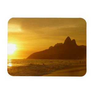 Íman Sun Set na praia de Ipanema, Brasil