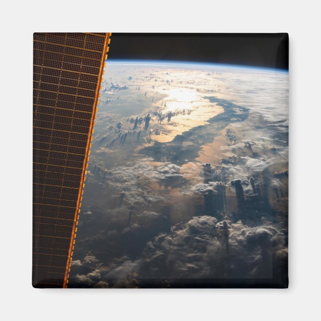 Íman Sunglint Beams No Mar De Celebes No Sudeste Asiáti (Frente)