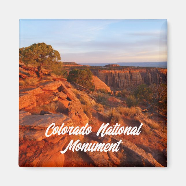 Íman Sunrise no Grand View Trail em CO Monument (Frente)