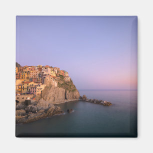 Íman Sunset sobre a aldeia de Manarola em Cinque Terre