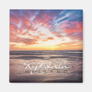 Íman Sunset sobre praia e mar