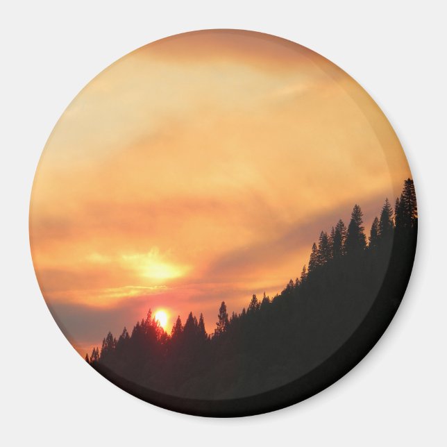Íman Sunset Suave sobre as montanhas... (Frente)
