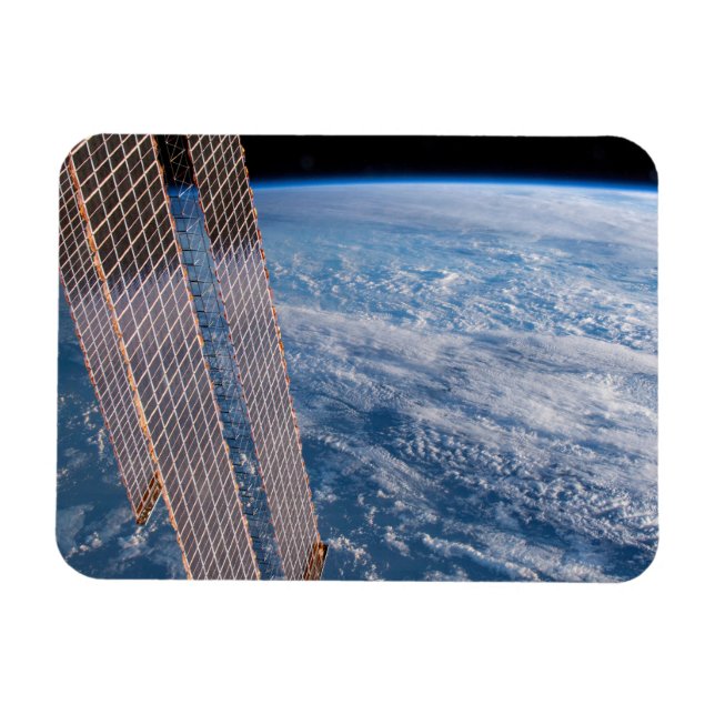 Íman Tasman E Mares De Coral Cobrados Por Nuvens. (Horizontal)