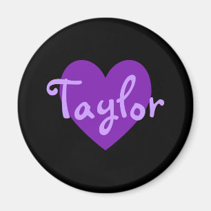 Íman Taylor no roxo