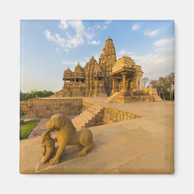 Íman Templos hindus em Khajuraho (Frente)