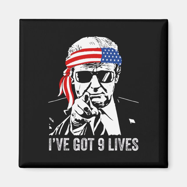 Íman Tenho 9 Vidas - Trump 2024 Engraçado (Frente)