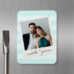 Íman Texto Personalizado da Foto do Instagram de Casame<br><div class="desc">Um presente perfeito para noiva e noivo ou para um presente de aniversário. Adicione 1 imagem a este quadro do hipster e nomes e datas personalizados para fazer uma recordação perfeita.</div>