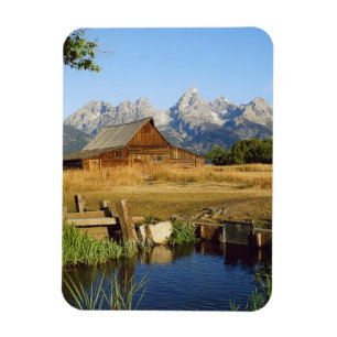 Íman Thomas A. Moulton Barn