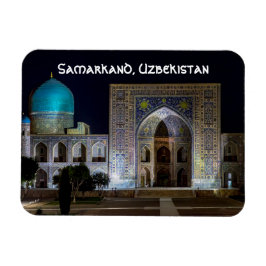 Íman Tilya-Kori Madrasah na praça Registan - Samarkand
