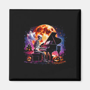 Íman Tocando Piano Com O Fantasma De Halloween De Fanta