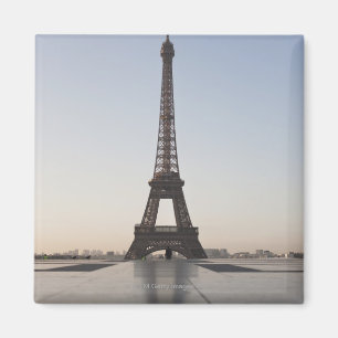 Íman Torre Eiffel no crepúsculo, Paris, Ile-de-France,