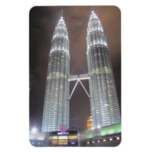 Íman torres noturnas de kuala lumpur