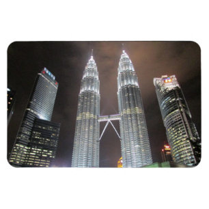 Íman torres noturnas de kuala lumpur
