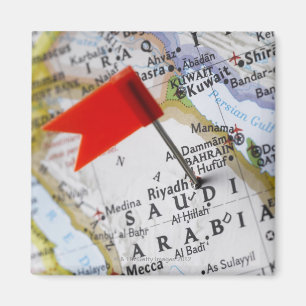 Íman Trace o pino colocado em Riyadh, Arábia Saudita n