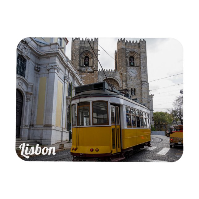 Íman Trama amarela na Catedral de Lisboa em Portugal (Horizontal)