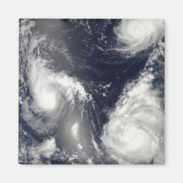 Íman Três tufões diferentes (Frente)