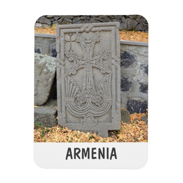Íman Trincas de pedra antigas (khachkars) na Armênia (Vertical)