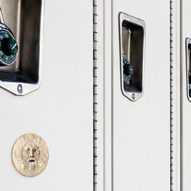 Íman Truth of Mouth (In Situ (Locker))