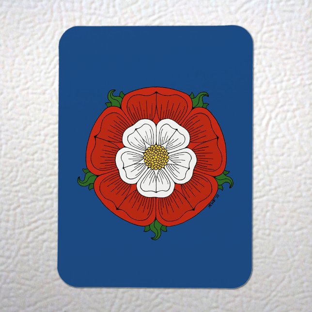 Íman Tudor Rosa (Tudor Rose Magnet on White Fridge)