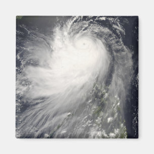 Íman Tufão Nuri sobre as Ilhas Filipinas