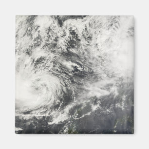 Íman Tufões Mitag e Hagibis