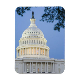 Íman U.S. Capitólio no crepúsculo, C.C. de Washington