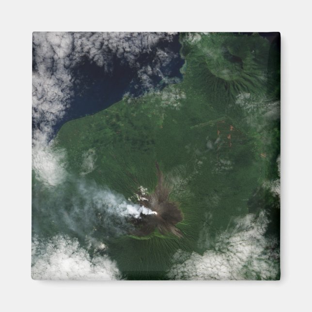 Íman Ulawun Volcano da Nova Inglaterra Summit (Frente)