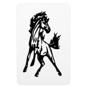 Íman Um cavalo saltitante alegre na natureza