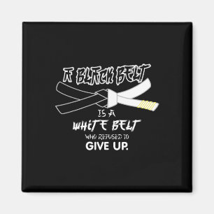 Íman Um Cinturão Negro É Uma Arte Marcial Taekwondo