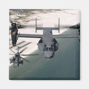 Íman Um CV-22 Osprey e um MH-53 Pave Baixo
