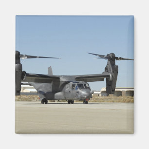 Íman Um CV-22 Osprey prepara-se para a descolagem