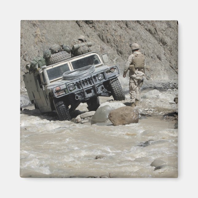 Íman Um fuzileiro norte-americano guiando o motorista d (Frente)