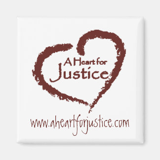 Íman Um ímã "Heart for Justice" (branco)