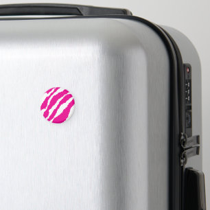 Íman Um intrincado padrão floral em rosa e branco, arte