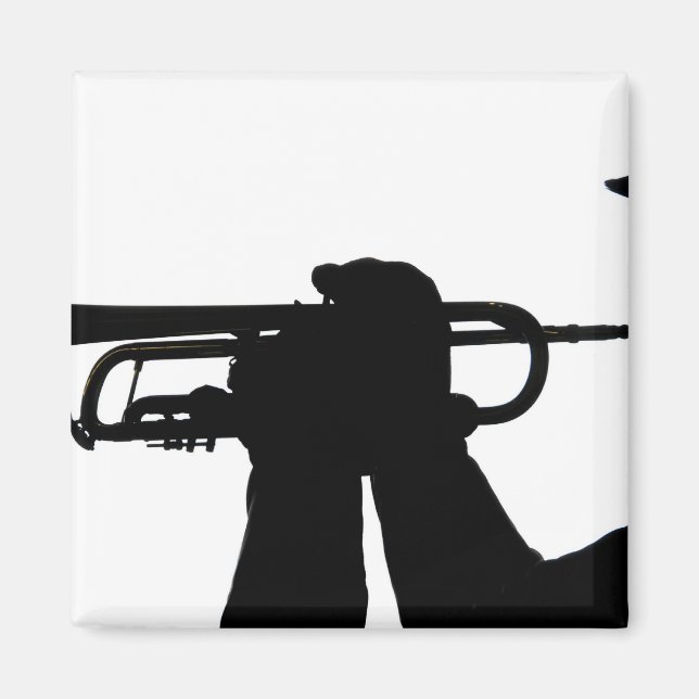 Íman Um membro do serviço toca uma melodia (Frente)