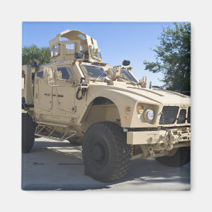 Íman Um Oshkosh M-ATV