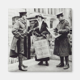 Íman Um Suffragette que vende jornais a dois
