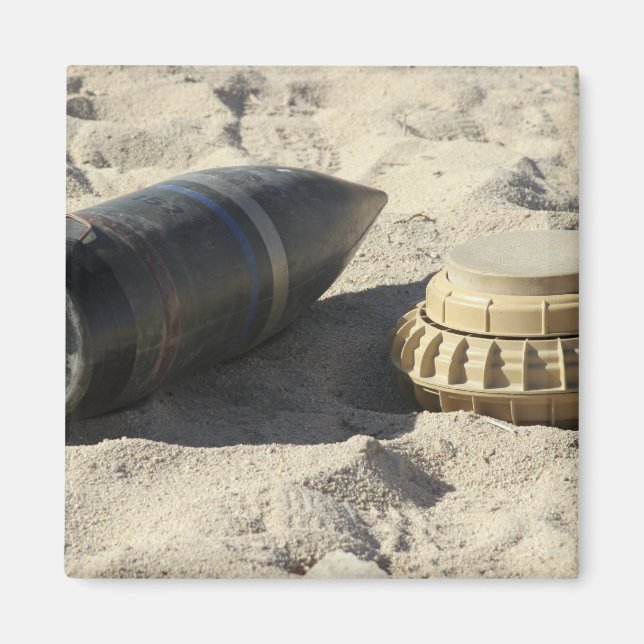 Íman Uma exibição estática de um shell de ordem convert (Frente)