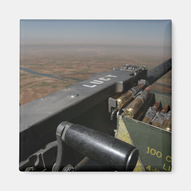 Íman Uma metralhadora de calibre 50 (Frente)