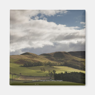 Íman Uma paisagem com a Rolling Hills e as nuvens