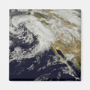 Íman Uma série de tempestades fortes com ventos feroze