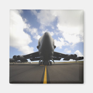 Íman Uma tripulação de manutenção da Força Aérea dos EU