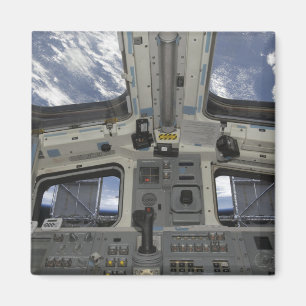 Íman Uma vista de dentro da cabina de pilotagem