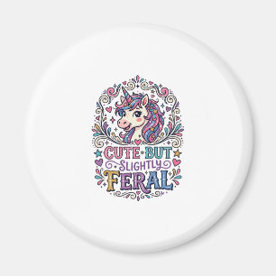 Íman Unicórnio Fofo mas Ligeiramente Feral Fundo Branco