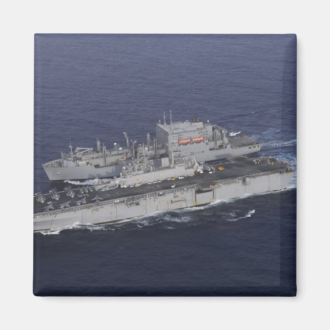 Íman USS Kearsarge (Frente)