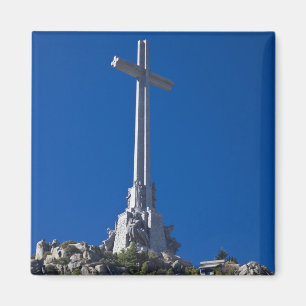 Íman Vale dos Caídos, monumento