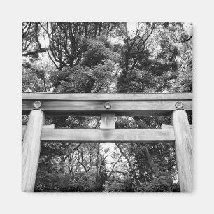 Íman Velho portão no santuário Meiji no Parque Yoyogi