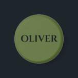 Íman Verde-oliva e nome preto minimalista<br><div class="desc">Fundo Verde-Olival e Nome Personalizado Mínimo Na moda Negro. Você também pode remover a personalização e aproveitar a design elegante e mínima.</div>